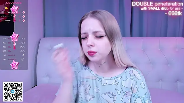 Alice Halle online show from November 2025 03:54:02 AM