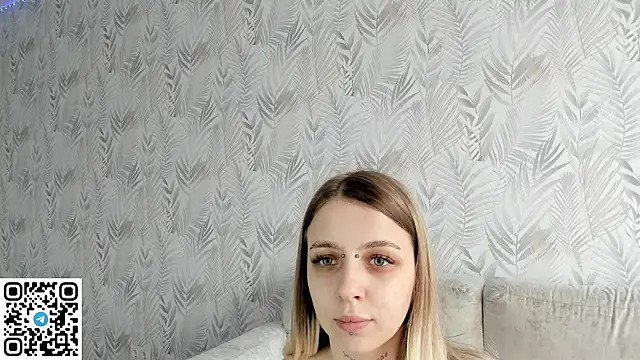 Alice Halle online show from May 2026 06:13:01 AM