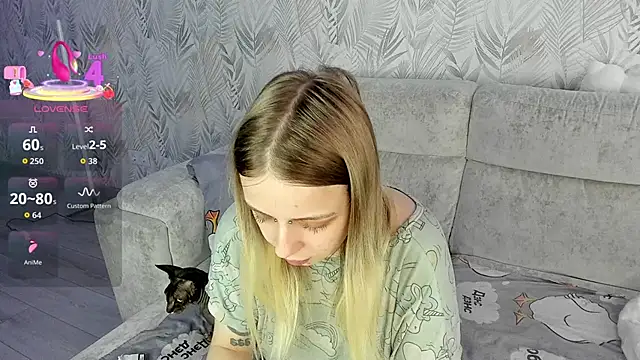 Alice Halle online show from March 2026 02:34:01 AM