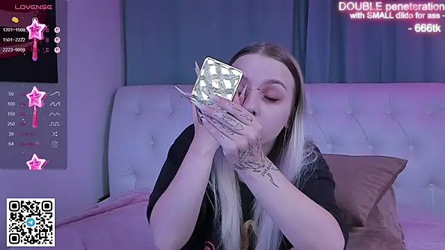 Alice Halle online show from November 2025 05:33:01 AM