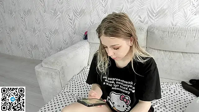 Alice Halle online show from May 2026 07:50:01 AM