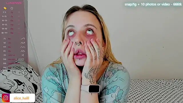 Alice Halle online show from February 2025 09:46:02 PM