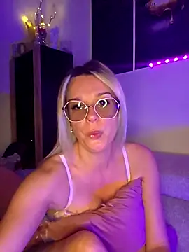 SpicyVicky online show from March 2026 05:45:02 AM