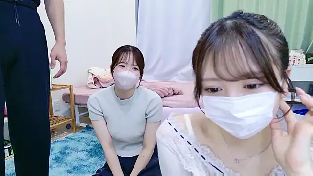 Snapshot of yuki-chi chatting on June 2026 01:56:02 PM yuki-chi online show from June 2026 01:56:02 PM