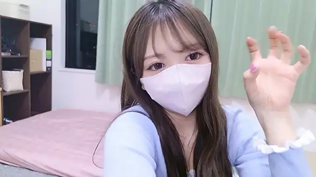 yuki-chi online show from November 2025 02:10:01 PM