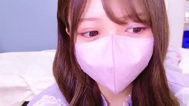 Snapshot of yuki-chi chatting on December 2024 11:47:01 AM yuki-chi online show from December 2024 11:47:01 AM