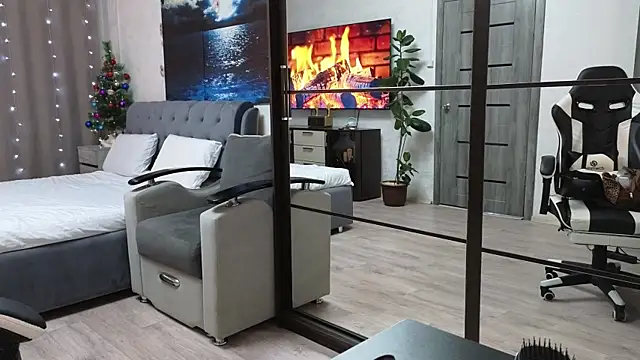 Strip-Lady online show from January 2026 09:24:01 AM