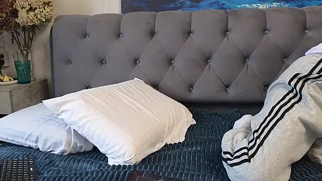 Strip-Lady online show from November 2025 08:15:02 AM