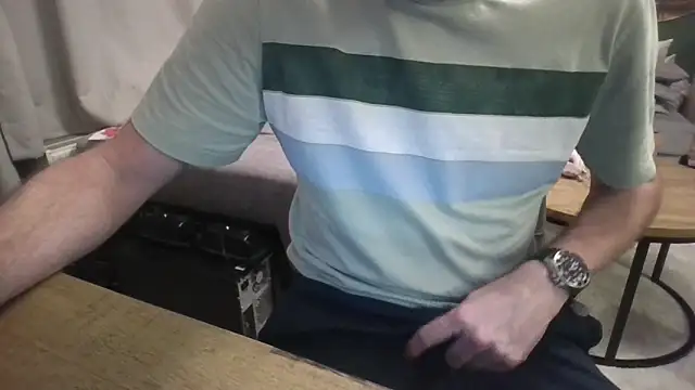 Michealtje85 online show from December 2025 08:45:02 PM