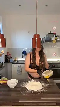 Snapshot of Sub-Mila chatting on October 2025 12:07:02 PM Sub-Mila online show from October 2025 12:07:02 PM