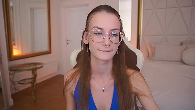 CozyMell online show from February 2026 02:16:02 PM