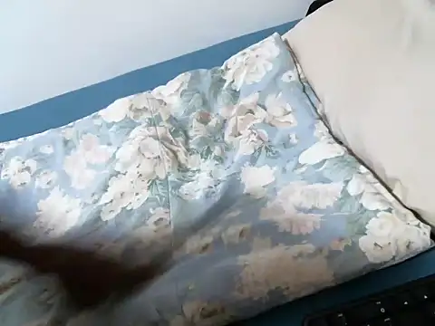 luckieey online show from November 2025 05:38:01 PM