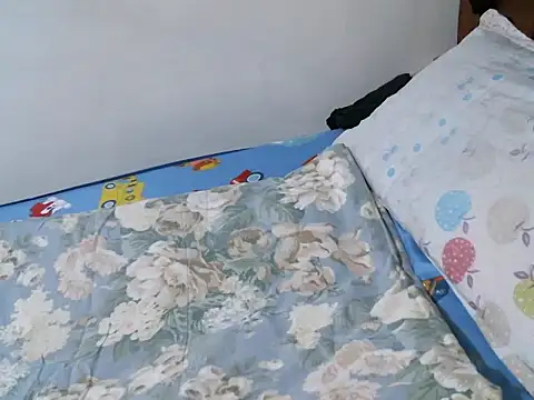 luckieey online show from October 2025 07:25:02 PM