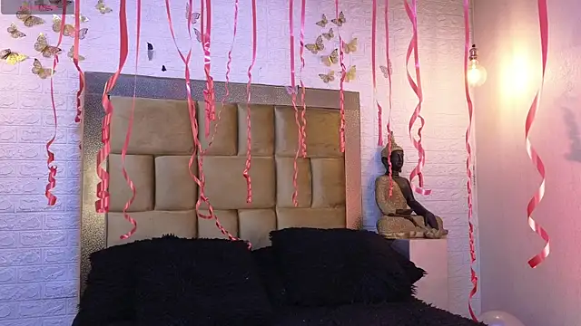 ximenawilliamss online show from November 2025 10:35:01 PM