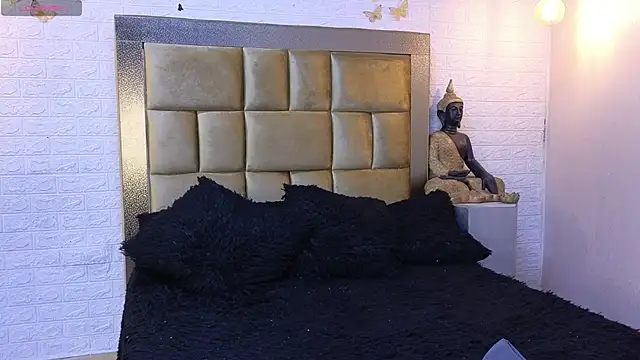 ximenawilliamss online show from October 2025 09:01:02 PM