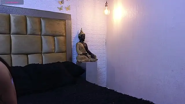 ximenawilliamss online show from November 2025 08:34:02 PM