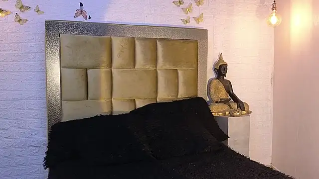 ximenawilliamss online show from December 2025 10:21:01 PM