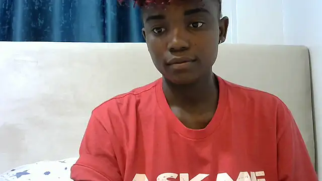 Snapshot of Latiffagodess chatting on November 2025 04:33:01 PM Latiffagodess online show from November 2025 04:33:01 PM