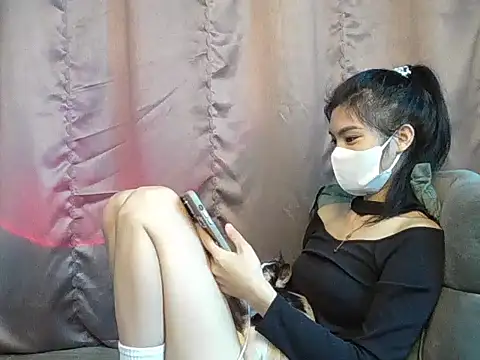 Ladygirrl22 online show from November 2025 06:06:02 AM