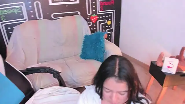 Barbara honey online show from March 2025 04:17:01 PM