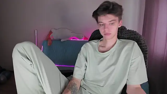 Liam sexy1 online show from October 2025 08:22:01 AM