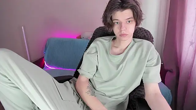 Liam sexy1 online show from February 2025 08:17:01 AM