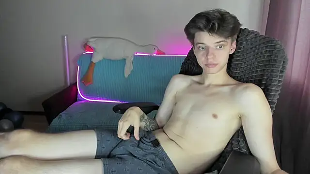 Liam sexy1 online show from October 2025 01:45:01 PM