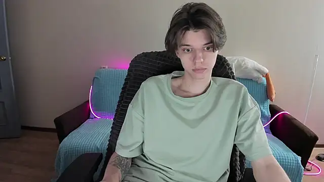 Liam sexy1 online show from February 2025 02:15:01 PM