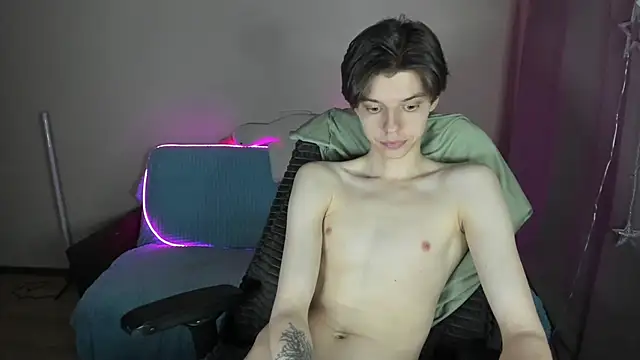 Liam sexy1 online show from March 2025 04:28:01 PM