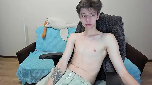 Liam sexy1 online show from October 2025 06:17:01 AM