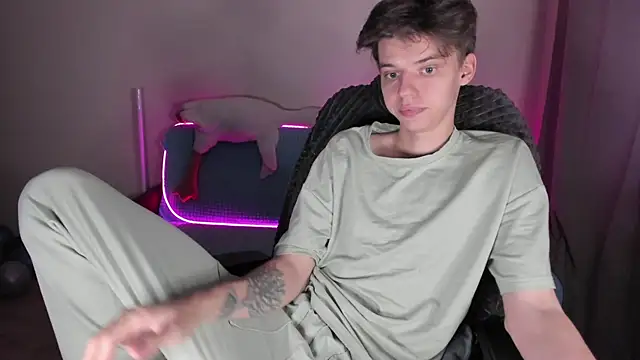 Liam sexy1 online show from October 2025 02:17:02 PM
