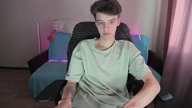 Liam sexy1 online show from September 2025 02:56:02 PM