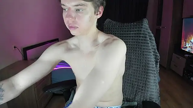 Liam sexy1 online show from February 2026 02:55:02 PM
