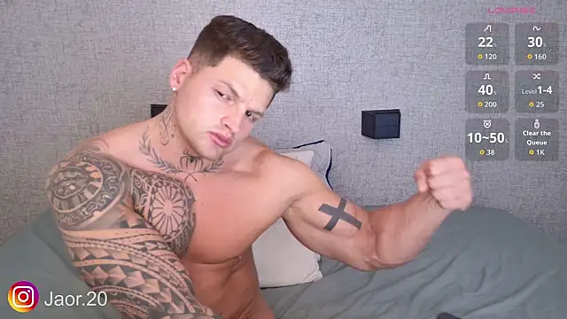 Jaor owens20 online show from May 2026 12:41:01 AM