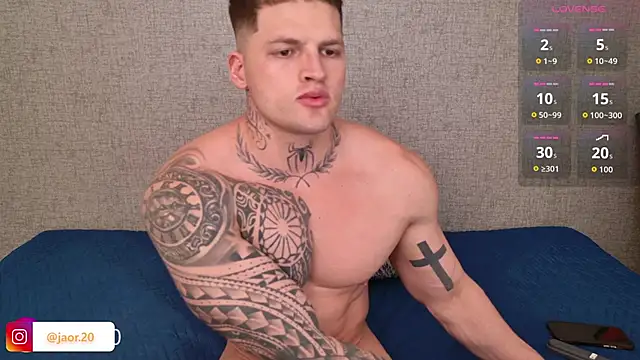 Jaor owens20 online show from January 2026 11:00:02 PM