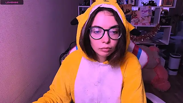 Sia Shine online show from December 2024 09:45:02 AM