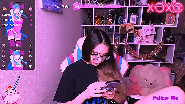 Sia Shine online show from December 2024 01:25:02 PM