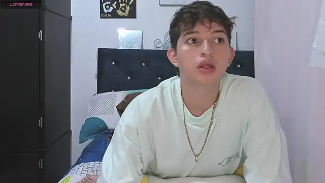 Hanz peterss online show from March 2025 10:42:01 PM