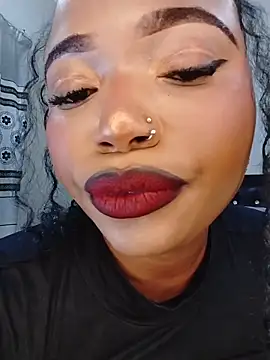 Sugartonguexx online show from February 2026 07:23:01 PM