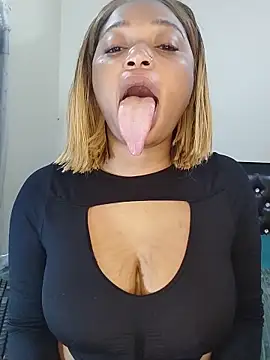 Sugartonguexx online show from November 2025 09:35:01 PM