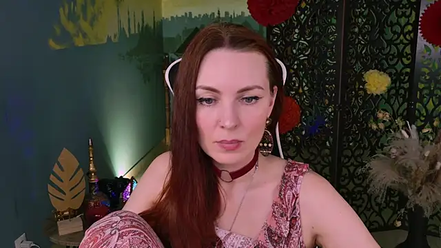 VandaRossi online show from February 2025 02:20:02 PM