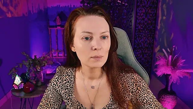 VandaRossi online show from October 2025 05:31:02 AM