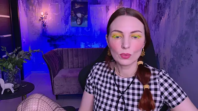 VandaRossi online show from March 2025 11:19:02 AM