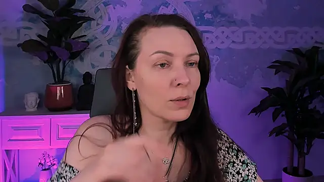 Snapshot of VandaRossi chatting on November 2025 09:36:02 AM VandaRossi online show from November 2025 09:36:02 AM