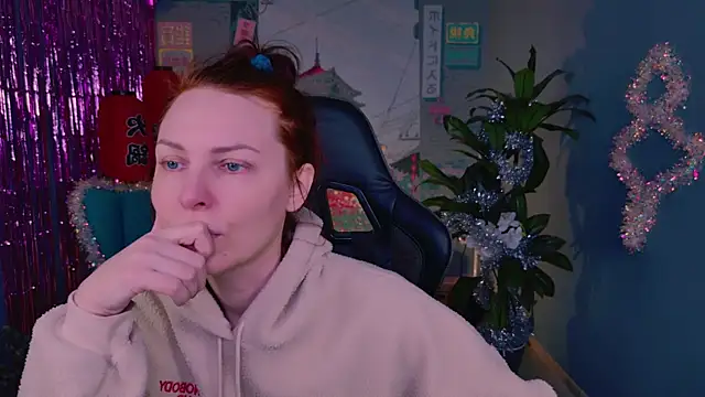 Snapshot of VandaRossi chatting on December 2025 09:37:02 AM VandaRossi online show from December 2025 09:37:02 AM