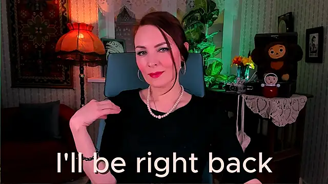 Snapshot of VandaRossi chatting on November 2025 09:12:02 AM VandaRossi online show from November 2025 09:12:02 AM