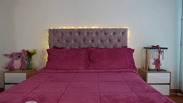 samantha evans2 online show from June 2026 10:48:01 PM