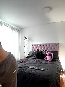 Snapshot of samantha_evans2 chatting on November 2025 09:31:01 PM samantha evans2 online show from November 2025 09:31:01 PM