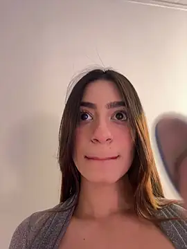 Snapshot of samantha_evans2 chatting on February 2025 12:26:01 AM samantha evans2 online show from February 2025 12:26:01 AM