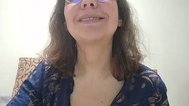 HollyJewel online show from March 2026 05:22:02 PM